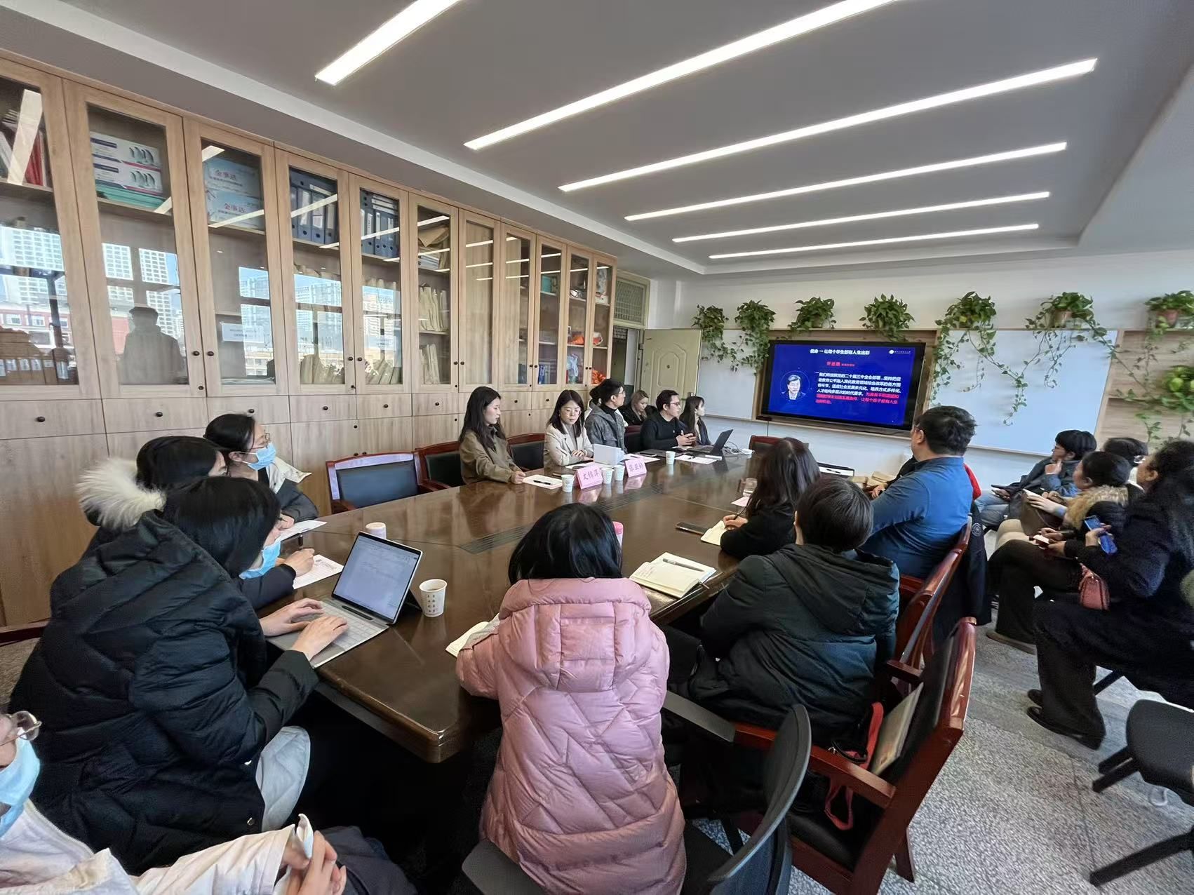 理學院成功舉辦“AI賦能信息化改革創新”研討會 共話軟件技術前沿